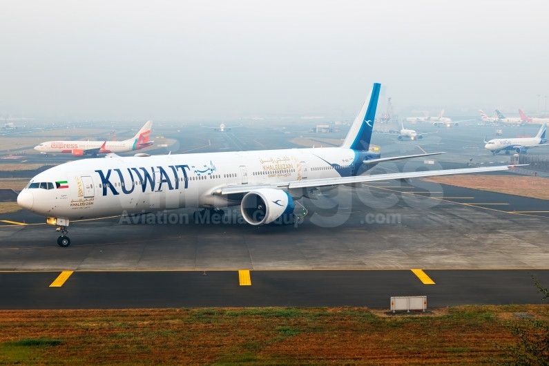 Kuwait Airways Boeing 777-369(ER) 9K-AOD