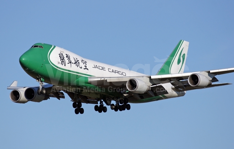 Jade Cargo International Boeing 747-4EV(ER)(F) B-2423